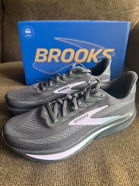 Brooks Ghost 17